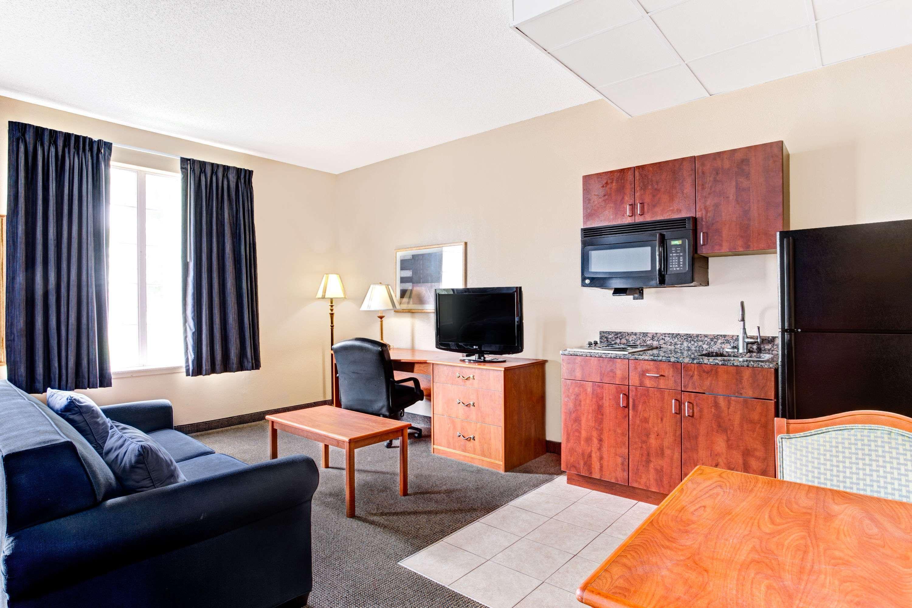 Hotel Super 8 By Wyndham Smithfield-Selma Exteriér fotografie